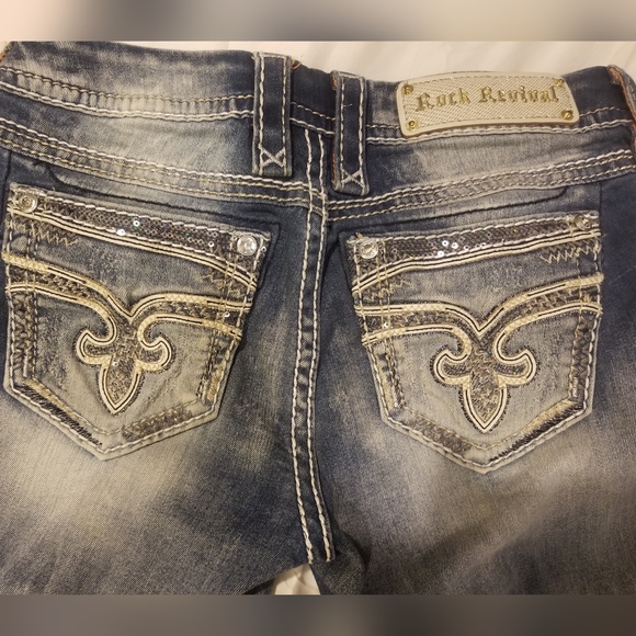 Womans size 27 Rock Revival Jaylyn Capris - Picture 5 of 5